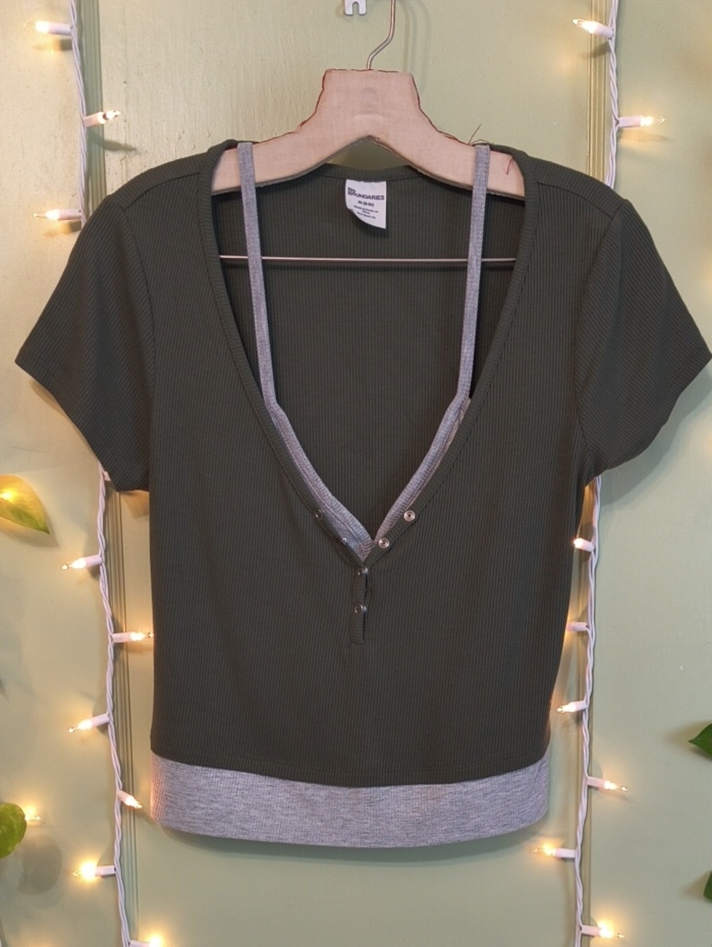 Women's No Boundaries Olive Grey Crop Grey Tank Layered Top M